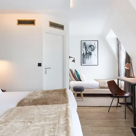 快乐文化欧姆酒店 3* 巴黎