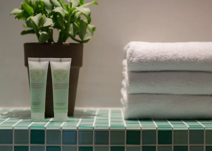 Ohm By Happyculture 파리